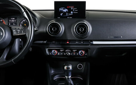 Audi A3, 2016 год, 1 940 000 рублей, 14 фотография