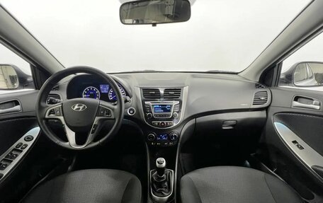 Hyundai Solaris II рестайлинг, 2014 год, 950 000 рублей, 14 фотография