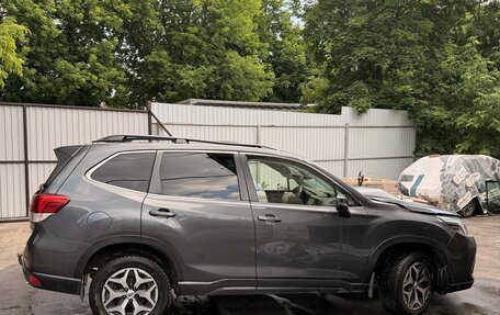 Subaru Forester, 2019 год, 800 000 рублей, 2 фотография
