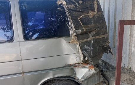 Volkswagen Multivan T4, 1997 год, 300 000 рублей, 3 фотография