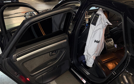 Audi S8, 2006 год, 2 000 000 рублей, 24 фотография