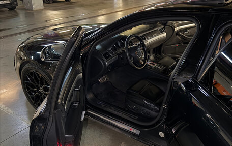 Audi S8, 2006 год, 2 000 000 рублей, 25 фотография