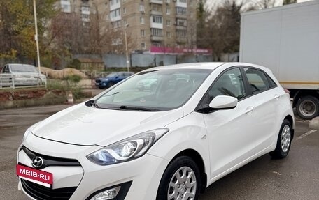 Hyundai i30 II рестайлинг, 2014 год, 999 999 рублей, 8 фотография