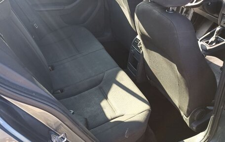 Volkswagen Jetta VI, 2016 год, 1 100 000 рублей, 6 фотография