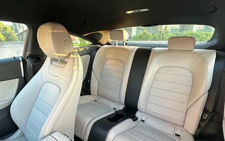 Mercedes-Benz C-Класс, 2016 год, 2 795 000 рублей, 10 фотография