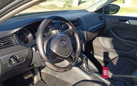 Volkswagen Jetta VI, 2016 год, 1 100 000 рублей, 4 фотография