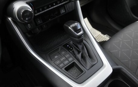 Toyota RAV4, 2021 год, 3 884 000 рублей, 11 фотография