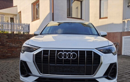 Audi Q3, 2020 год, 2 800 000 рублей, 2 фотография