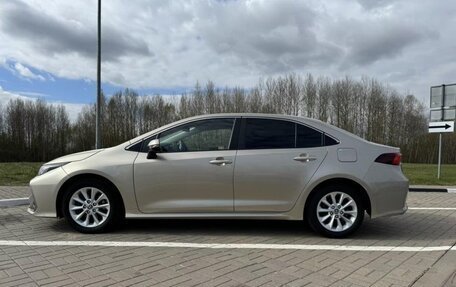 Toyota Corolla, 2022 год, 1 600 000 рублей, 4 фотография