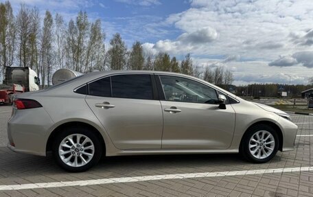 Toyota Corolla, 2022 год, 1 600 000 рублей, 3 фотография
