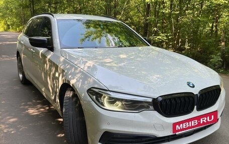 BMW 5 серия, 2019 год, 2 790 000 рублей, 2 фотография
