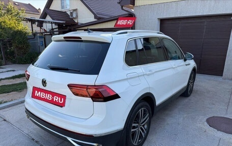 Volkswagen Tiguan, 2024 год, 2 400 000 рублей, 4 фотография