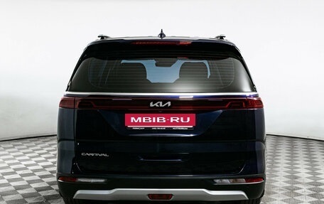 KIA Carnival, 2022 год, 3 850 000 рублей, 7 фотография