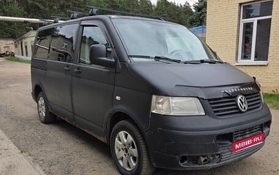 Volkswagen Transporter T5 рестайлинг, 2008 год, 700 000 рублей, 1 фотография
