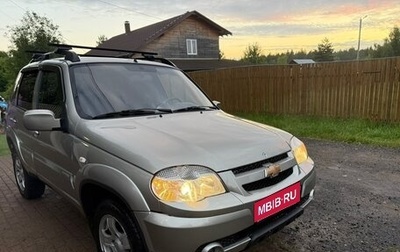 Chevrolet Niva I рестайлинг, 2010 год, 550 000 рублей, 1 фотография