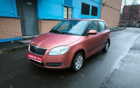 Skoda Fabia II, 2009 год, 330 000 рублей, 1 фотография