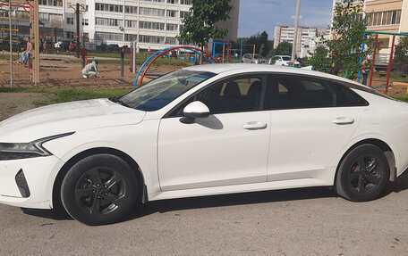 KIA K5, 2021 год, 1 700 000 рублей, 2 фотография