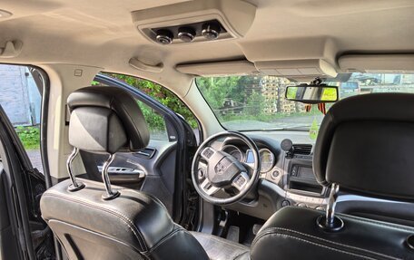 Dodge Journey I, 2011 год, 950 000 рублей, 18 фотография