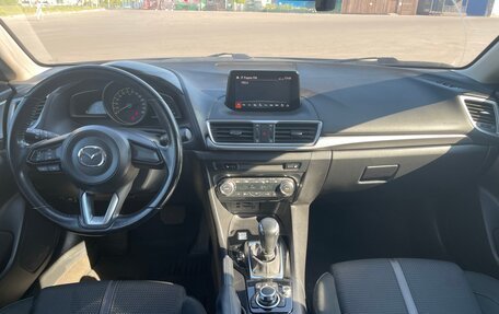 Mazda 3, 2018 год, 1 495 000 рублей, 13 фотография
