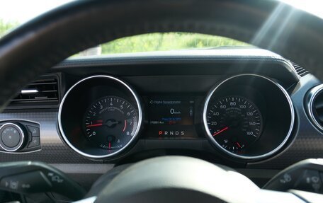 Ford Mustang VI рестайлинг, 2021 год, 3 890 000 рублей, 15 фотография