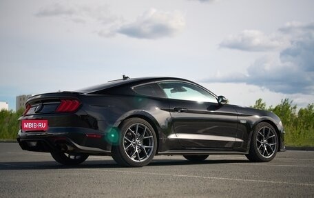 Ford Mustang VI рестайлинг, 2021 год, 3 890 000 рублей, 3 фотография
