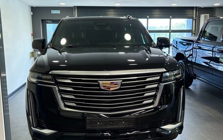 Cadillac Escalade V, 2021 год, 8 990 000 рублей, 4 фотография