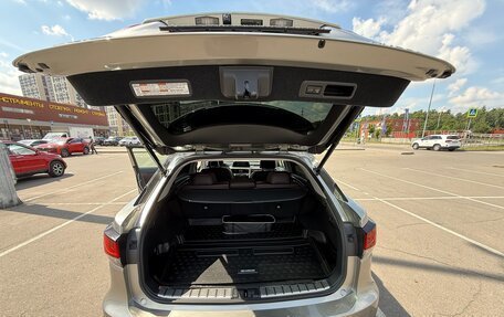 Lexus RX IV рестайлинг, 2022 год, 8 300 000 рублей, 13 фотография