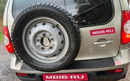 Chevrolet Niva I рестайлинг, 2010 год, 550 000 рублей, 6 фотография