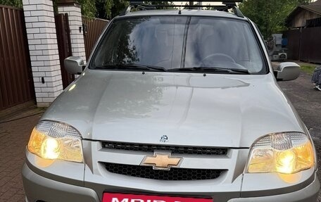 Chevrolet Niva I рестайлинг, 2010 год, 550 000 рублей, 8 фотография