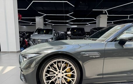 Mercedes-Benz SL-Класс AMG, 2023 год, 22 990 000 рублей, 15 фотография