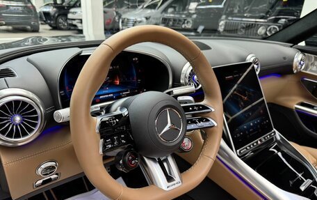 Mercedes-Benz SL-Класс AMG, 2023 год, 22 990 000 рублей, 19 фотография