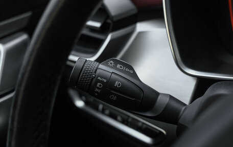 Geely Coolray I, 2020 год, 1 689 000 рублей, 24 фотография