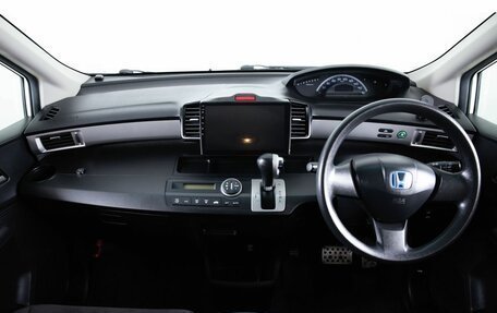 Honda Freed I, 2011 год, 1 229 000 рублей, 13 фотография