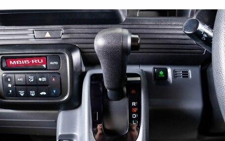 Honda N-VAN, 2019 год, 949 000 рублей, 18 фотография