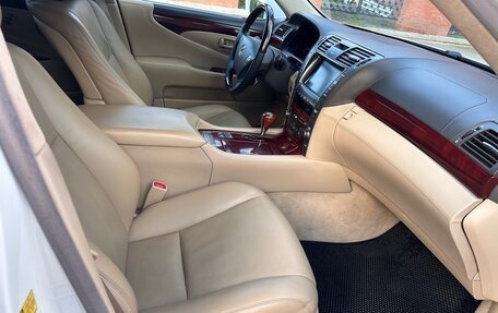 Lexus LS IV, 2008 год, 1 850 000 рублей, 9 фотография