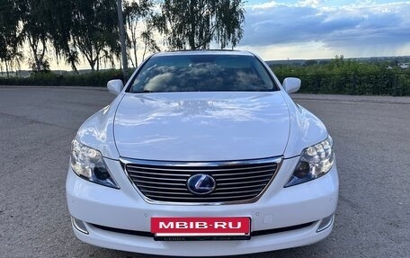 Lexus LS IV, 2008 год, 1 850 000 рублей, 2 фотография