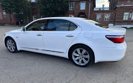 Lexus LS IV, 2008 год, 1 850 000 рублей, 6 фотография