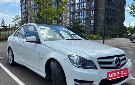 Mercedes-Benz C-Класс, 2011 год, 1 530 000 рублей, 2 фотография