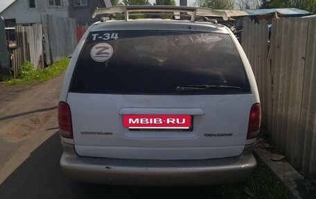 Chrysler Town & Country III, 1997 год, 330 000 рублей, 3 фотография