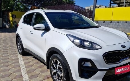 KIA Sportage IV рестайлинг, 2019 год, 2 000 000 рублей, 3 фотография
