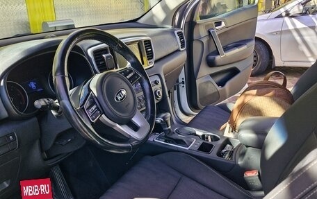 KIA Sportage IV рестайлинг, 2019 год, 2 000 000 рублей, 13 фотография