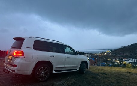 Toyota Land Cruiser 200, 2017 год, 6 700 000 рублей, 2 фотография