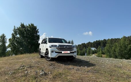 Toyota Land Cruiser 200, 2017 год, 6 700 000 рублей, 8 фотография