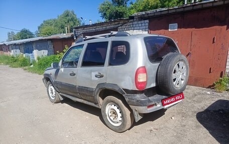 Chevrolet Niva I рестайлинг, 2004 год, 170 000 рублей, 6 фотография
