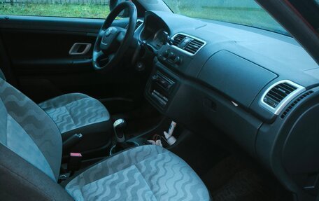 Skoda Fabia II, 2009 год, 330 000 рублей, 9 фотография