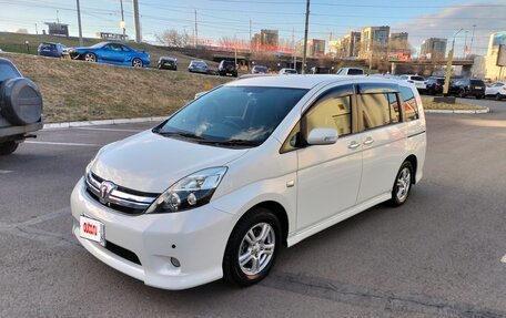 Toyota ISis I, 2011 год, 1 225 000 рублей, 7 фотография