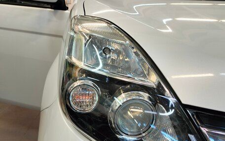 Toyota ISis I, 2011 год, 1 225 000 рублей, 24 фотография