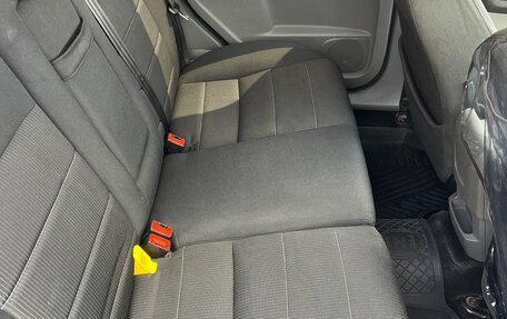 Ford Focus II рестайлинг, 2010 год, 400 000 рублей, 23 фотография