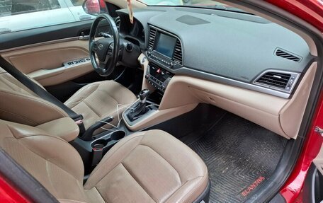 Hyundai Elantra VI рестайлинг, 2016 год, 1 070 000 рублей, 8 фотография