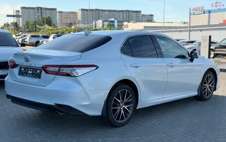 Toyota Camry, 2021 год, 3 150 000 рублей, 4 фотография